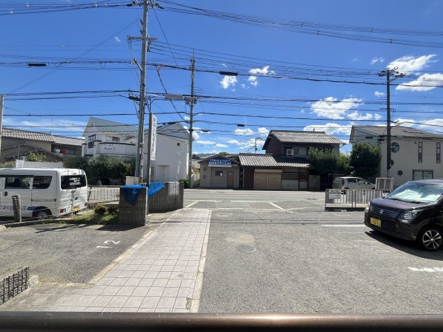 フローリア川西の展望