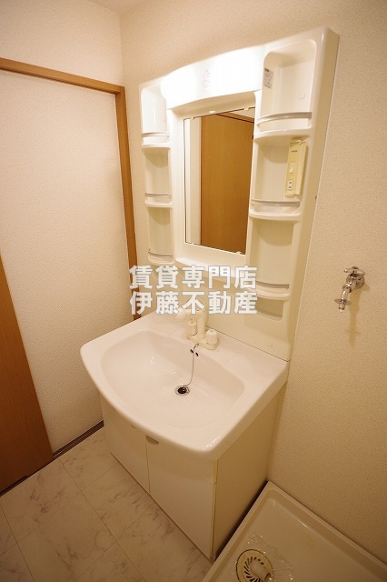 エーリス庄内の洗面所