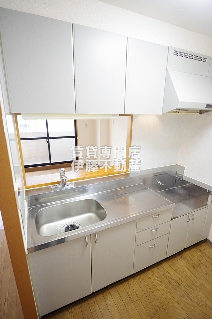 エーリス庄内のキッチン