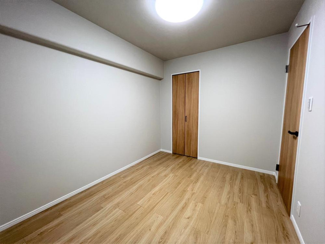 【洋室】 | 八戸ノ里ニュースカイハイツ