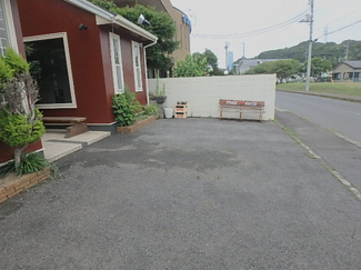 【駐車場】 | 関貸店舗