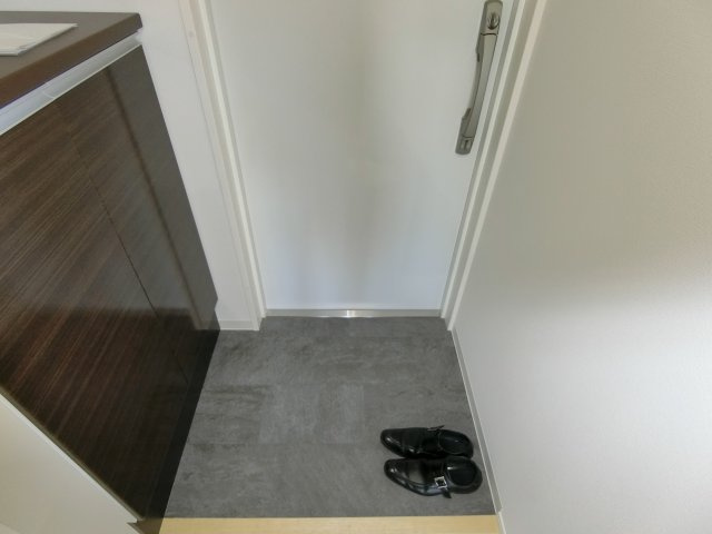 【玄関】 | YOSHITOMI SANNOU