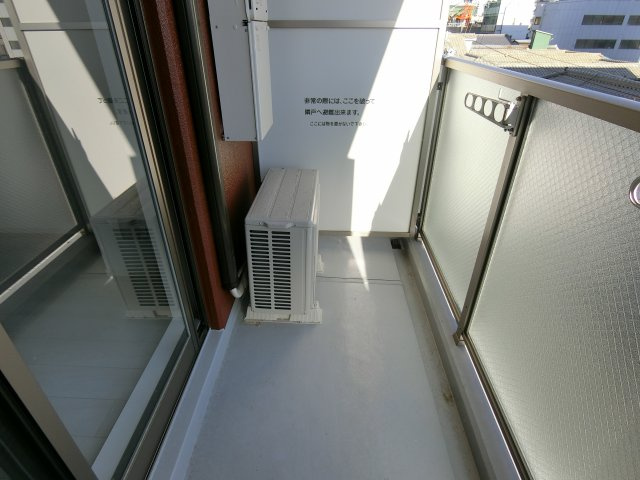 【バルコニー】 | YOSHITOMI SANNOU