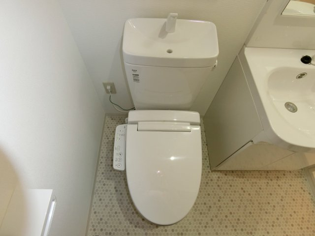 【トイレ】 | YOSHITOMI SANNOU