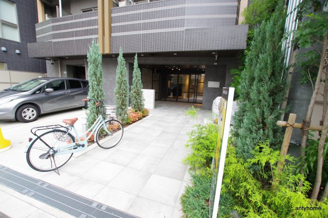 W-STYLE大阪天満宮　仲介手数料無料のエントランス