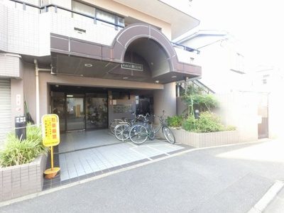 【エントランス】 | グリセーヌ新川崎 | エントランス部分です。
