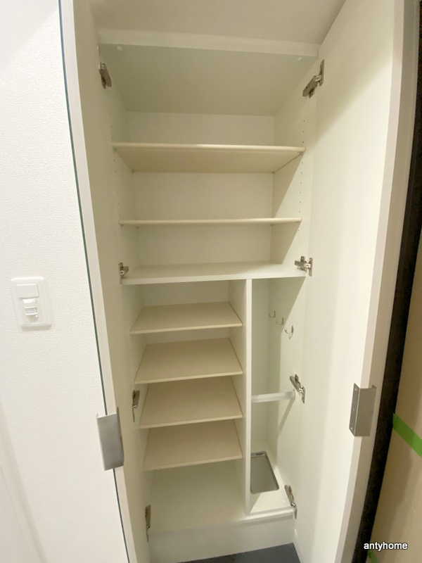 プレサンス大国町アドロッソ　仲介手数料無料の収納