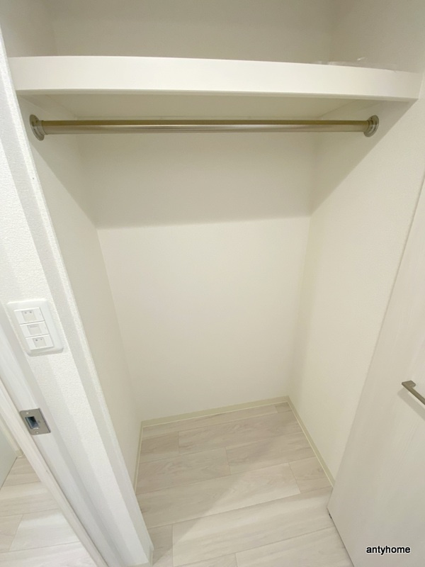 プレサンス大国町アドロッソ　仲介手数料無料の収納