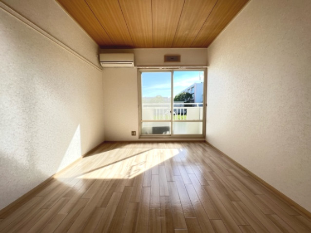 シャローム金剛の寝室