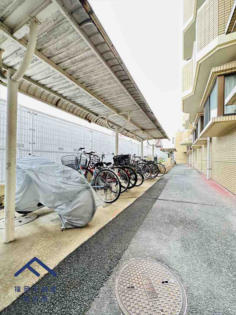 グランドパレス室見南の駐輪場