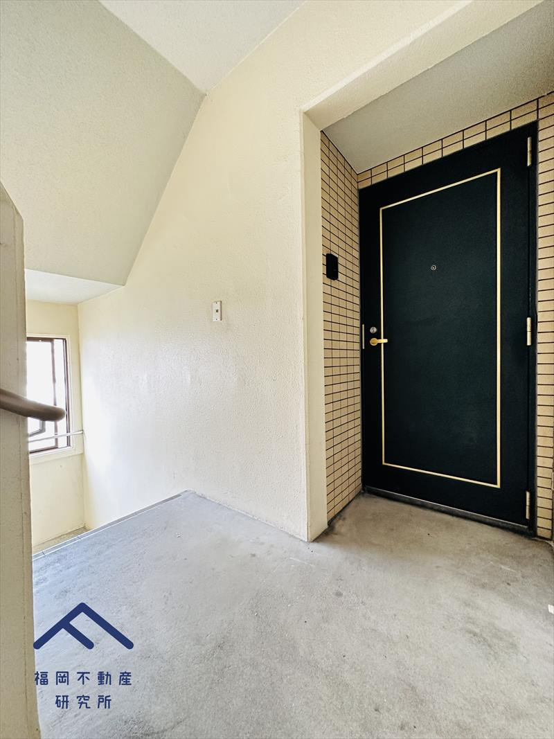 グランドパレス室見南の玄関