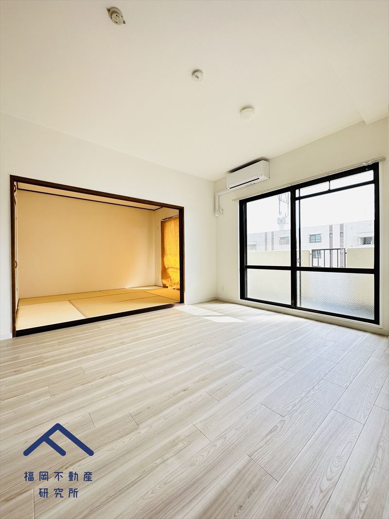 グランドパレス室見南の居間・リビング