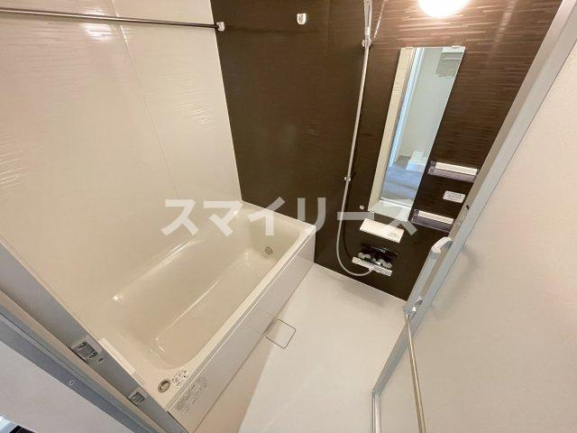インフィニット　カンワの浴室