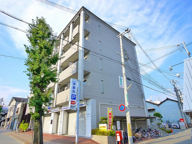 グランドビル竹の花の外観|落ち着いた雰囲気の外観です