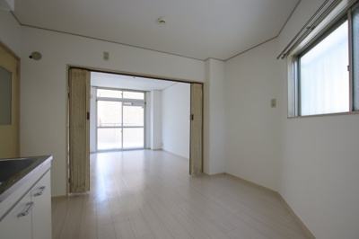 【居間・リビング】 | トーホクハイツ