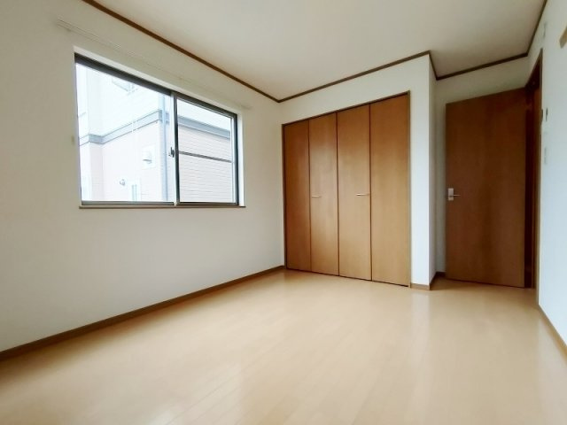 メゾンポピエールCの洋室