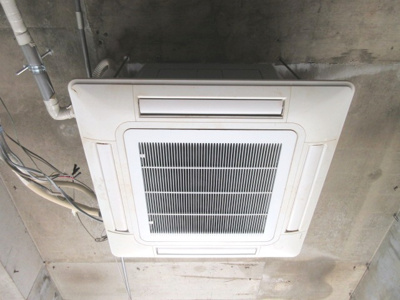 【設備】 | 中華街憩いの広場前のテナント | エアコン（残置物）