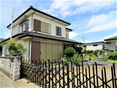 【外観：施工例】 | 南アルプス市有野　中古戸建 | 落ち着いた雰囲気の外観です
