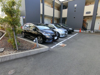 【駐車場】