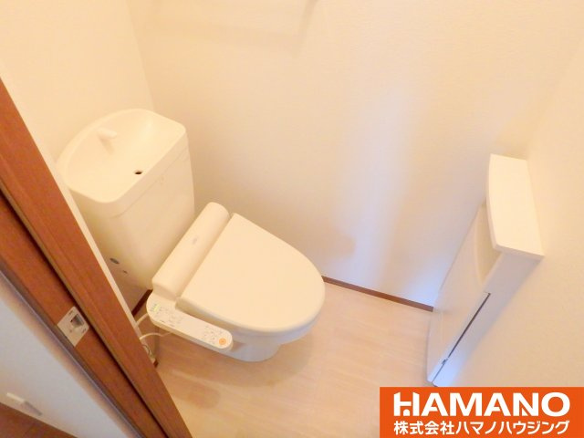 ロイヤルローサのトイレ|ゆったりとした空間のトイレです