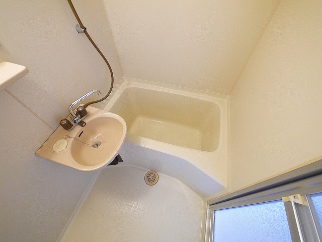 パインハイツ桜井の設備|洗面ボウルつき