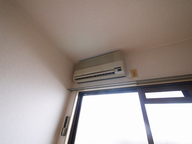 パインハイツ桜井の設備|エアコン付き