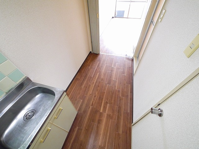 パインハイツ桜井のキッチン|キッチンでお料理をお楽しみください