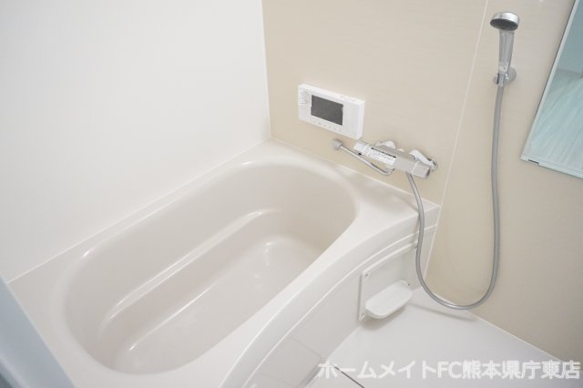 熊本市中央区坪井５丁目のアパートの浴室