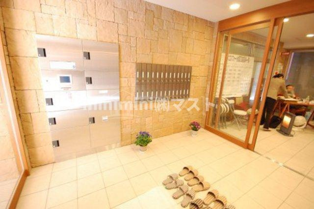 コンフォート大阪天満宮のロビー