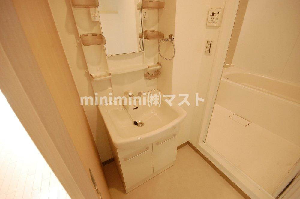 コンフォート大阪天満宮の洗面所