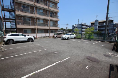 【駐車場】 | ラフォーレ金剛