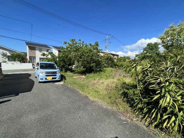 松崎町403-3土地の前面道路含む現地写真