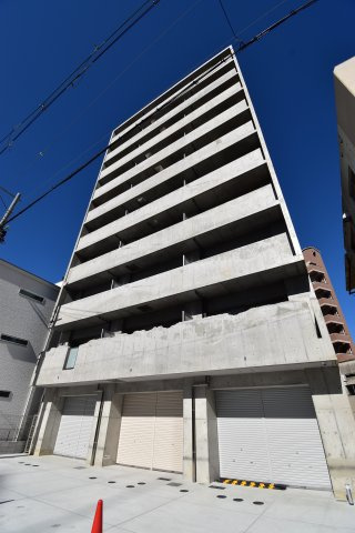 Wolf Pack Apartmentの外観