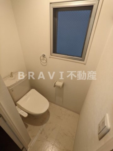 ZERO ONE谷町 BRAVI不動産のトイレ|【ZERO ONE 谷町】シンプルで使いやすいトイレです