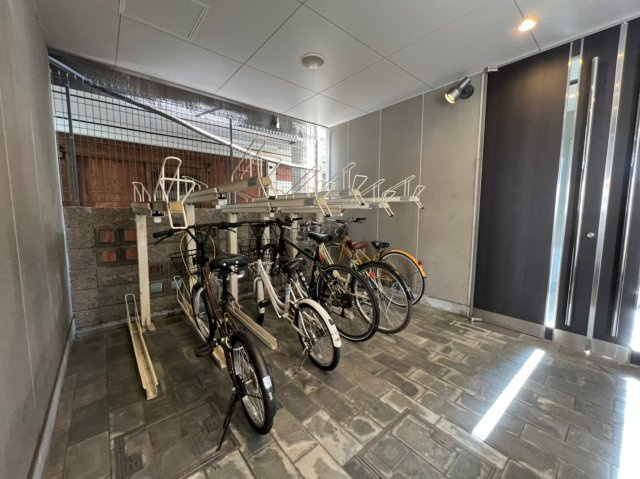 アパートメント谷町　BRAVI不動産のその他共用部分|【アパートメント谷町】駐輪場