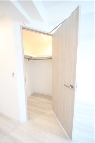 【居間・リビング】 | ワールドアイ難波南PORTA