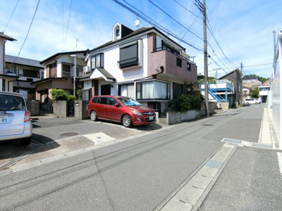 【前面道路含む現地写真】 | 松戸市大金平５丁目戸建て