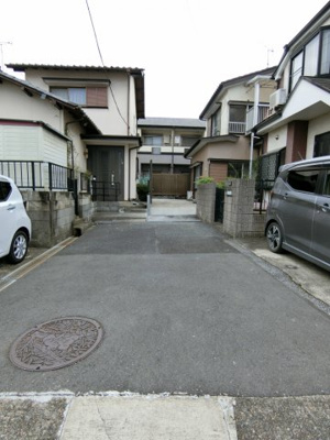 【前面道路含む現地写真】 | 松戸市大金平５丁目戸建て