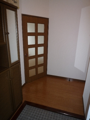 【玄関】 | コーネル井尻