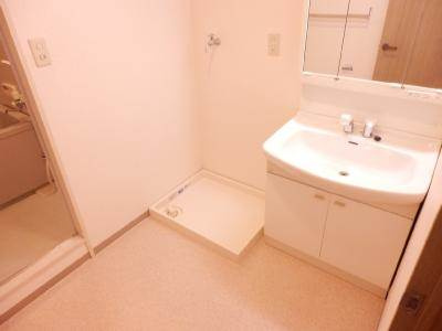 エルカーサーの洗面所|洗面脱衣所