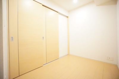 【洋室】 | リヴェール | ※同物件・同タイプの写真です。