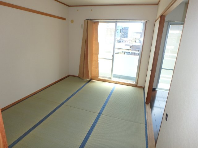 キャッスルコンフォートの和室|他のお部屋の参考写真となります。