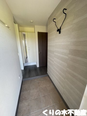 【玄関】 | ソティス | 明るい玄関です