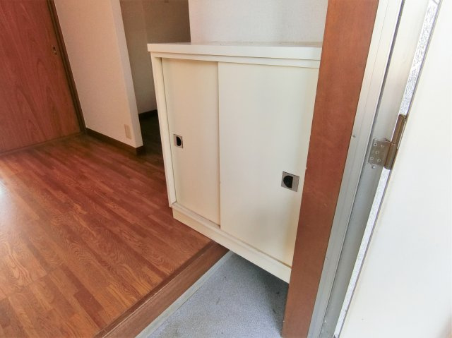 鷲巣ドリームハイツの玄関