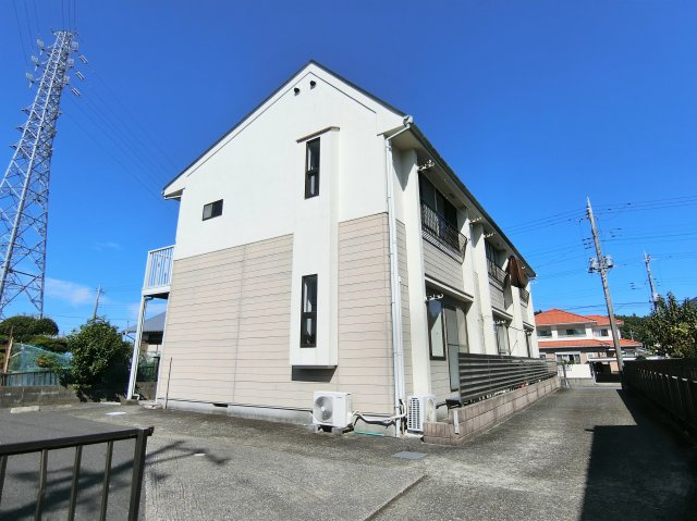 鷲巣ドリームハイツの外観