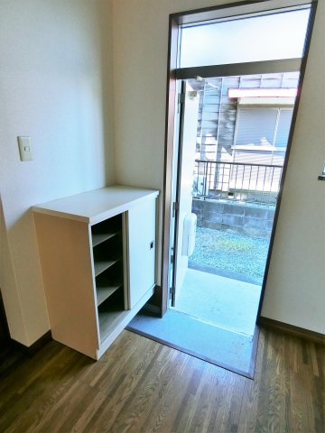 鷲巣ドリームハイツの玄関