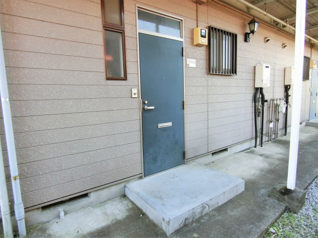 鷲巣ドリームハイツの玄関