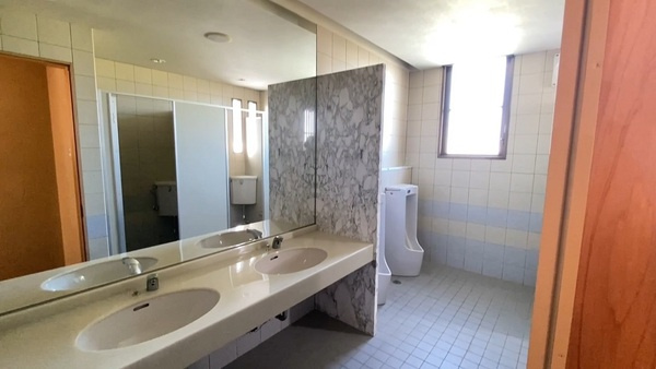 御坊駅近く　元料理店　土地226坪のトイレ|２階トイレ