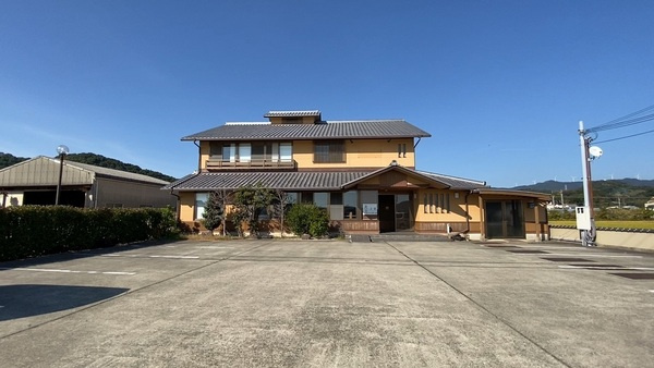 御坊駅近く　元料理店　土地226坪の外観