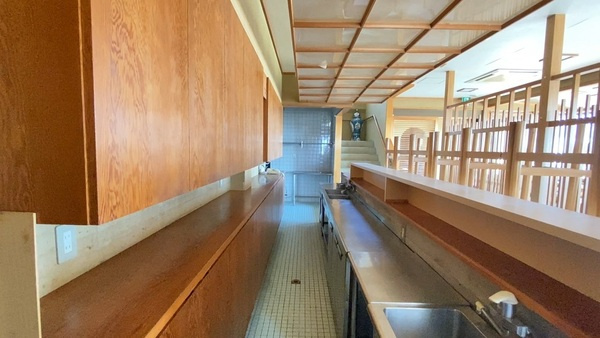 御坊駅近く　元料理店　土地226坪のキッチン